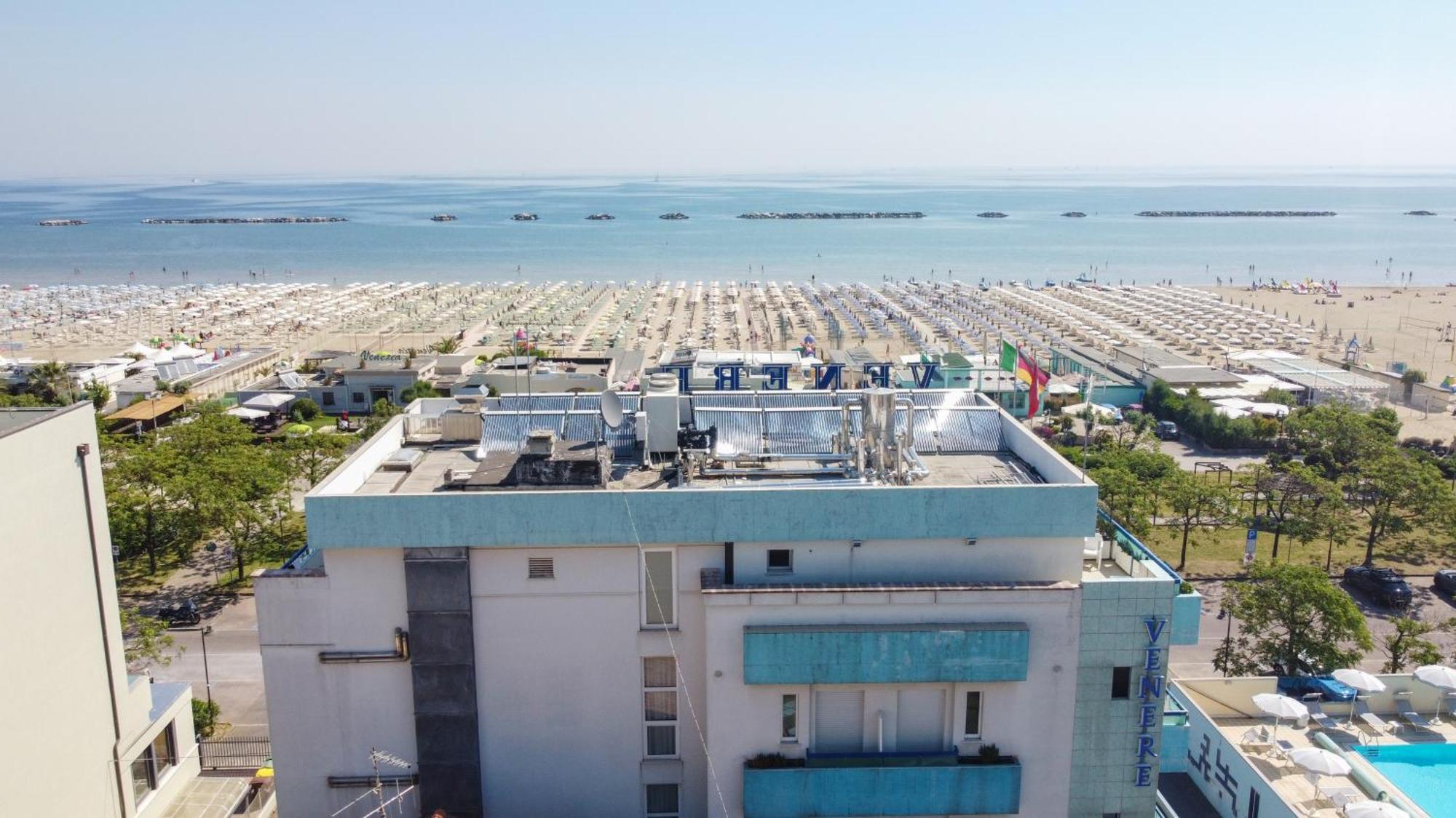 Hotel Venere Cesenatico Exterior photo